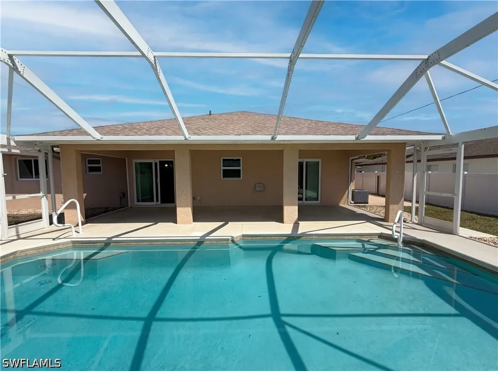 102 SE 43rd Lane Cape Coral FL 33904