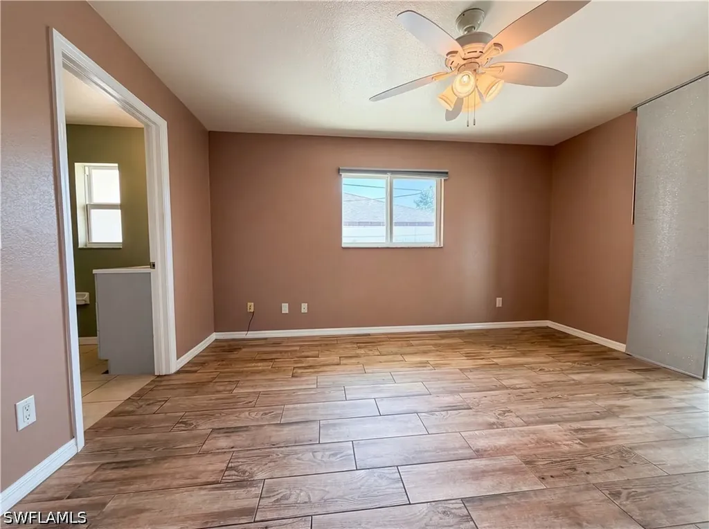 102 SE 43rd Lane Cape Coral FL 33904