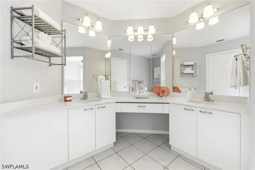2860 Citrus Lake Drive Naples FL 34109