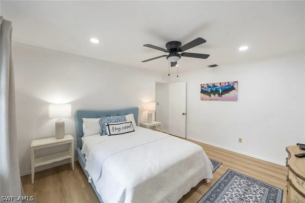 2261 11th Street N Naples FL 34103