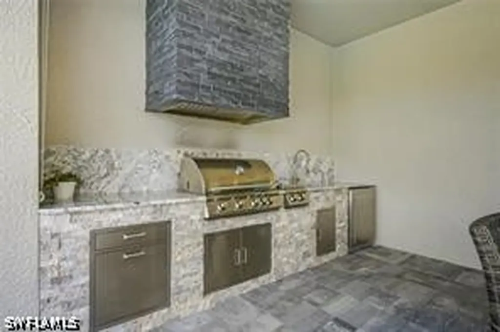 17574 Ashcomb Way Estero FL 33928