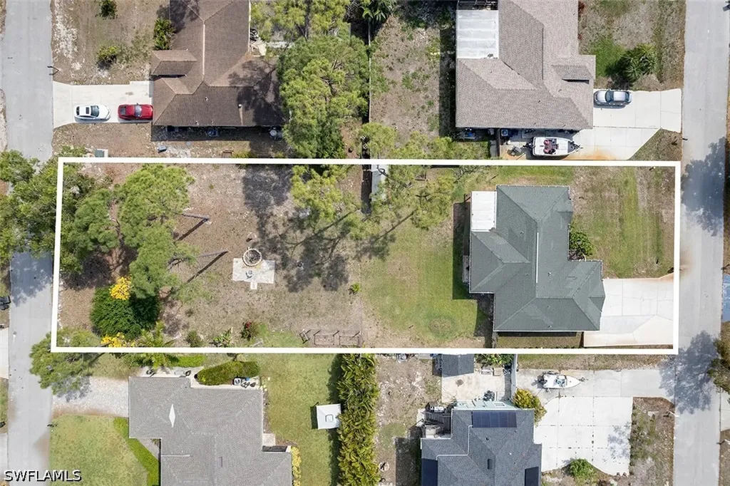 18253 Maple Road Fort Myers FL 33967