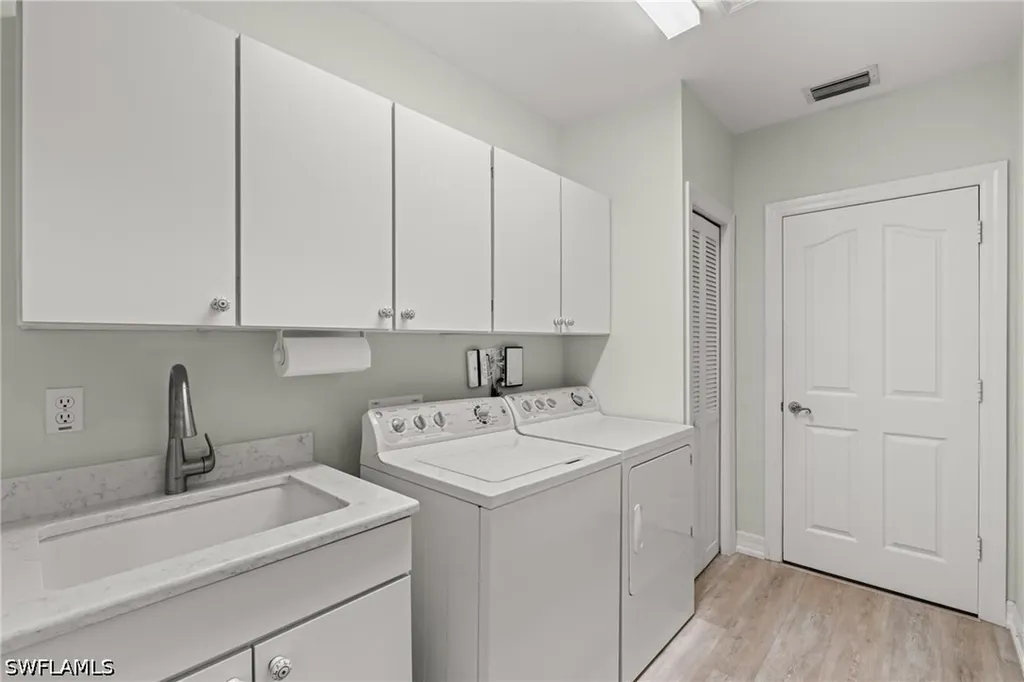 24812 Hollybrier Lane Bonita Springs FL 34134
