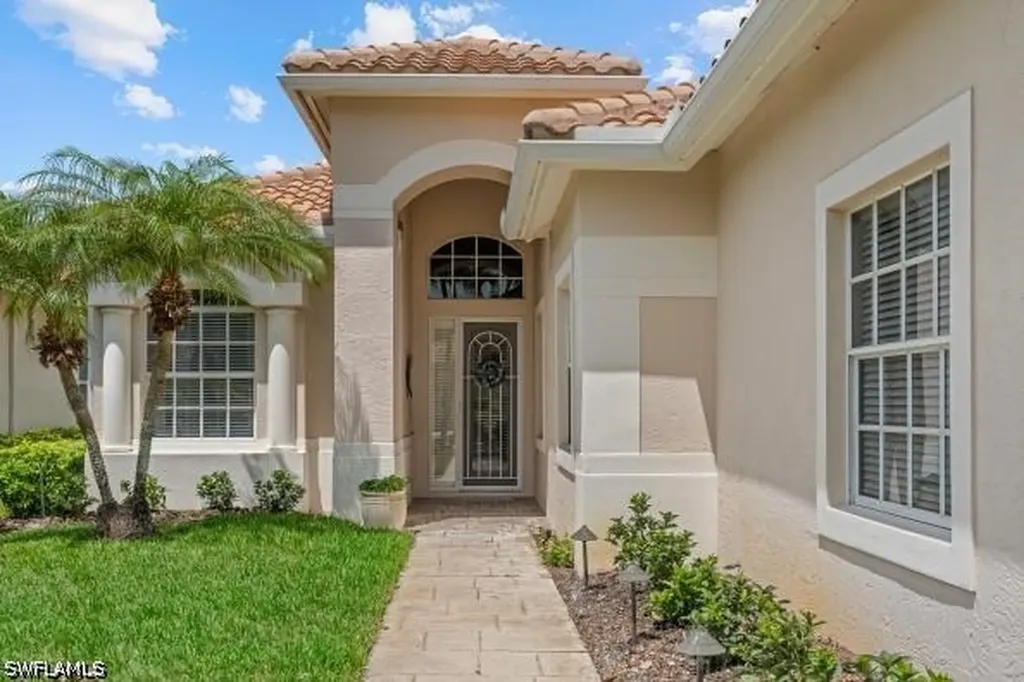 24812 Hollybrier Lane Bonita Springs FL 34134
