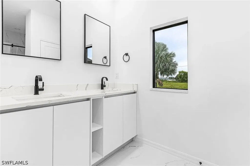 1630 NE 17th Terrace Cape Coral FL 33909