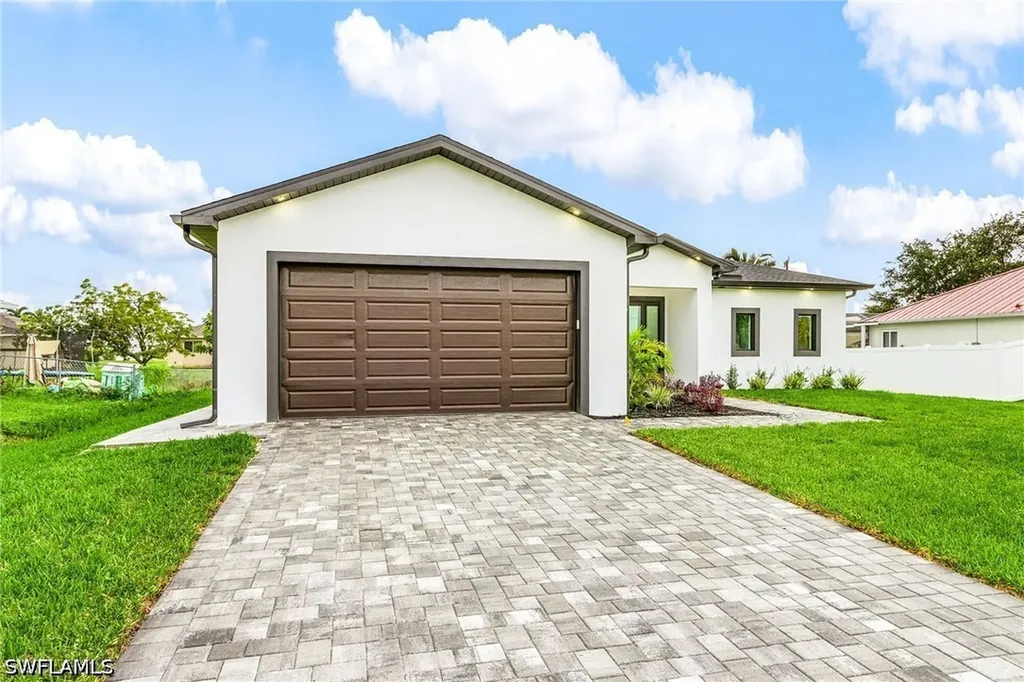 1630 NE 17th Terrace Cape Coral FL 33909