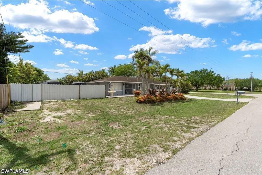 4412 17th Place SW Naples FL 34116