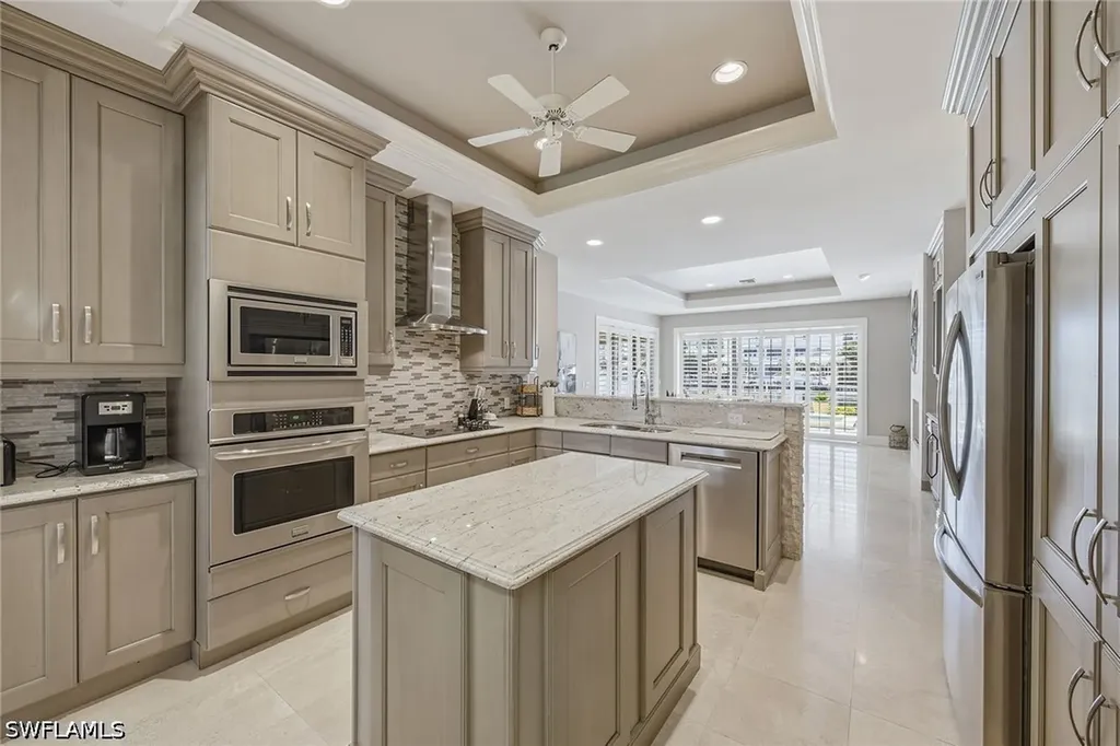 4459 Crayton Road Naples FL 34103