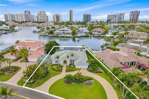 4459 Crayton Road Naples FL 34103
