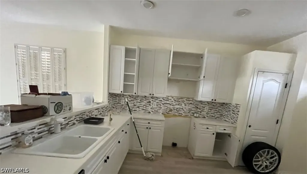 9894 Colonial Walk N Estero FL 33928