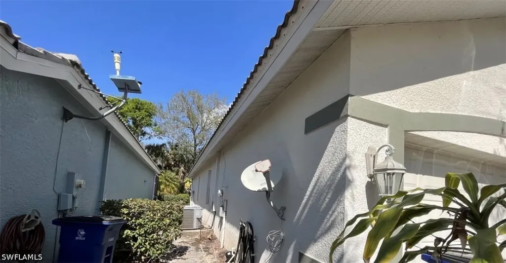 9894 Colonial Walk N Estero FL 33928