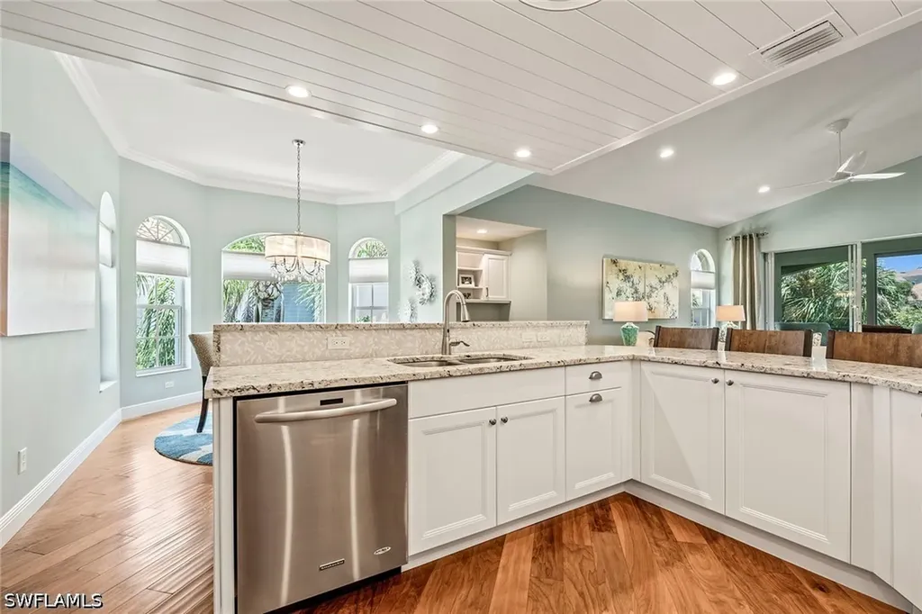 8479 Abbington Circle Naples FL 34108