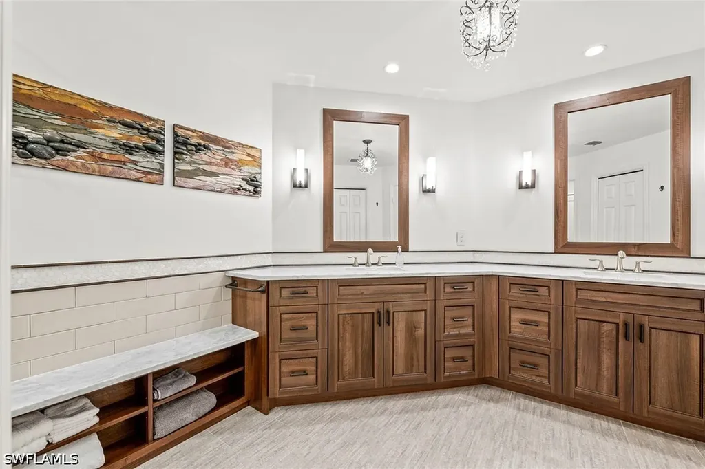 8479 Abbington Circle Naples FL 34108