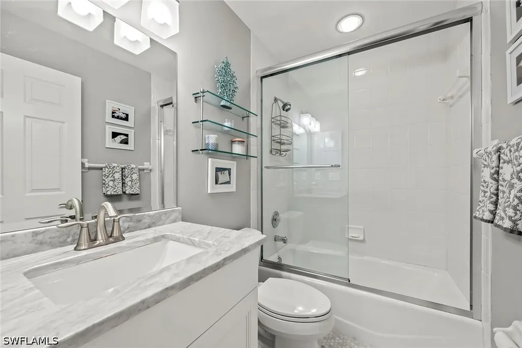 8479 Abbington Circle Naples FL 34108