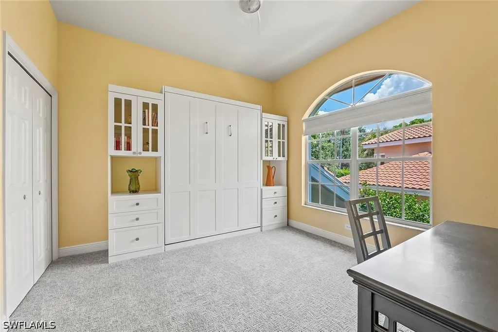 8479 Abbington Circle Naples FL 34108