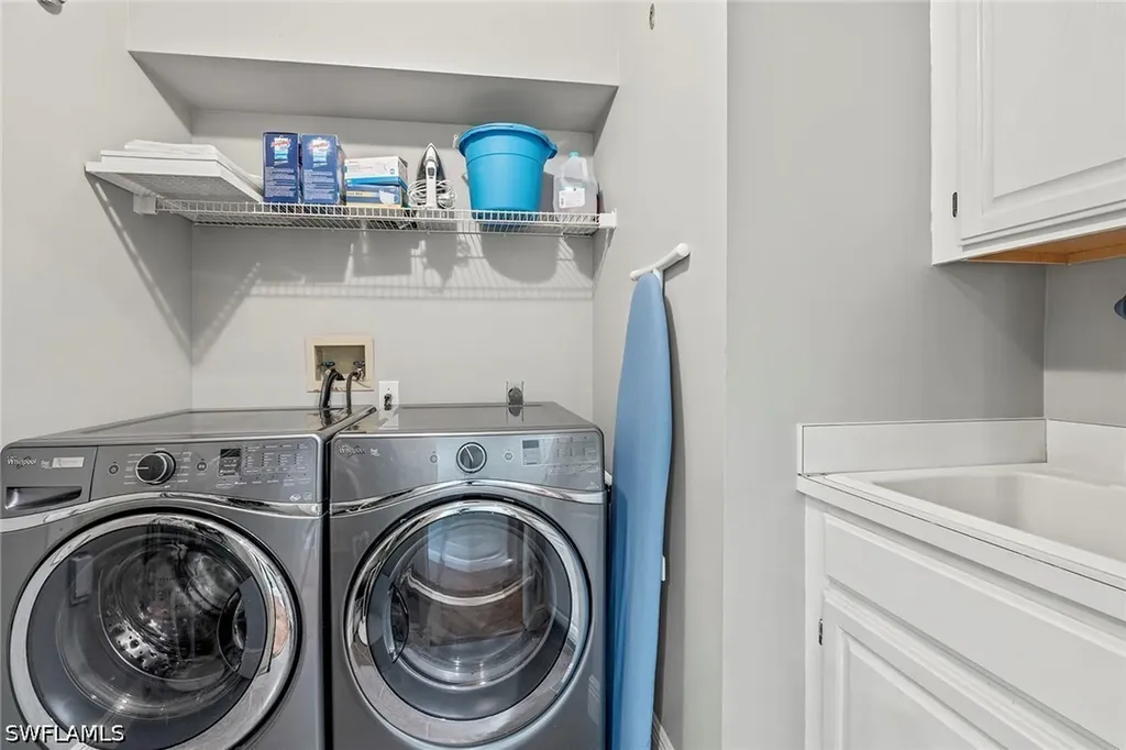 8479 Abbington Circle Naples FL 34108