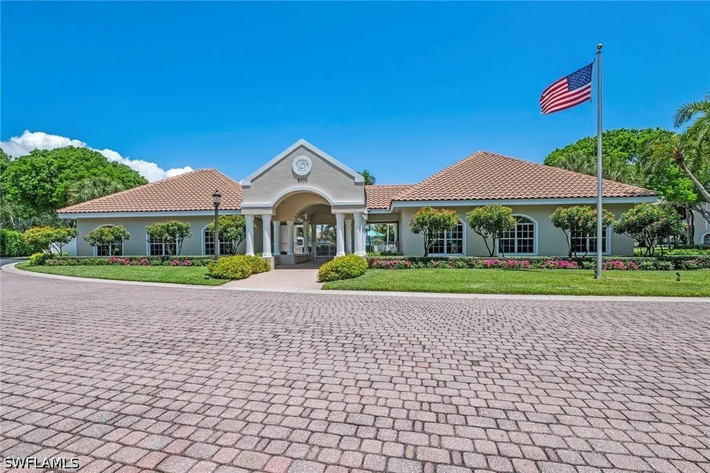 8479 Abbington Circle Naples FL 34108