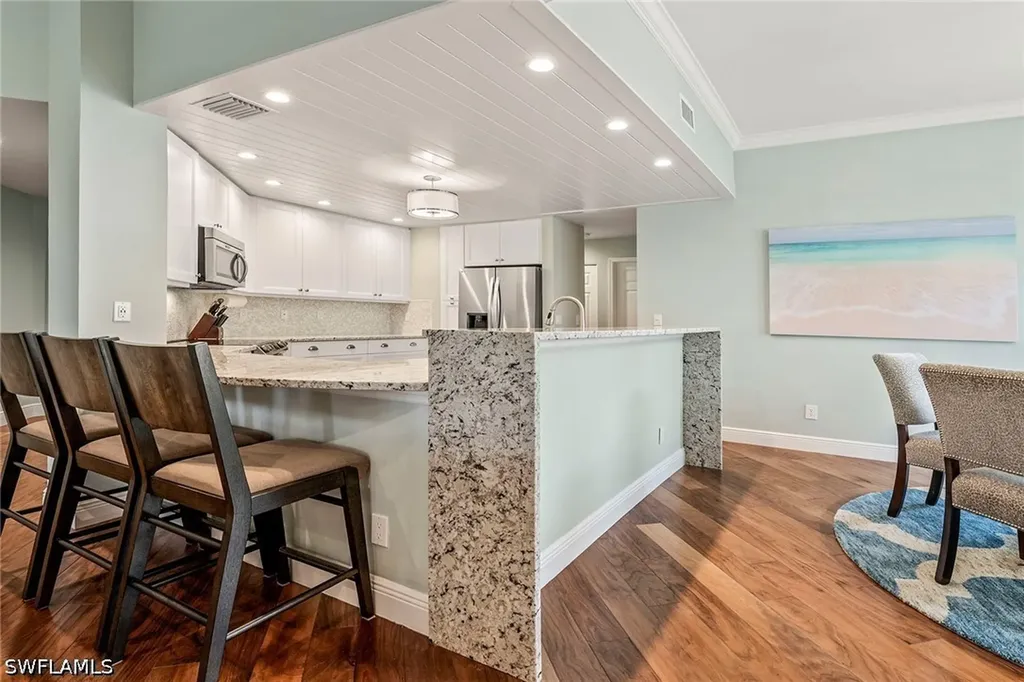 8479 Abbington Circle Naples FL 34108