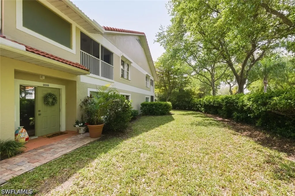 5300 Andover Drive Naples FL 34110