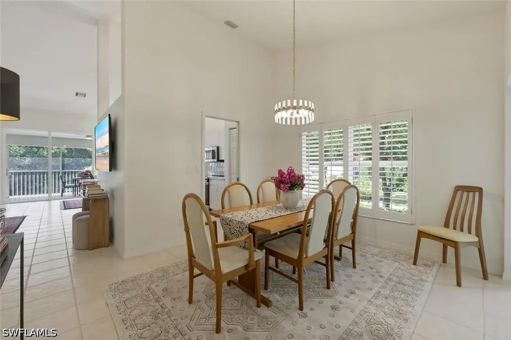 5300 Andover Drive Naples FL 34110