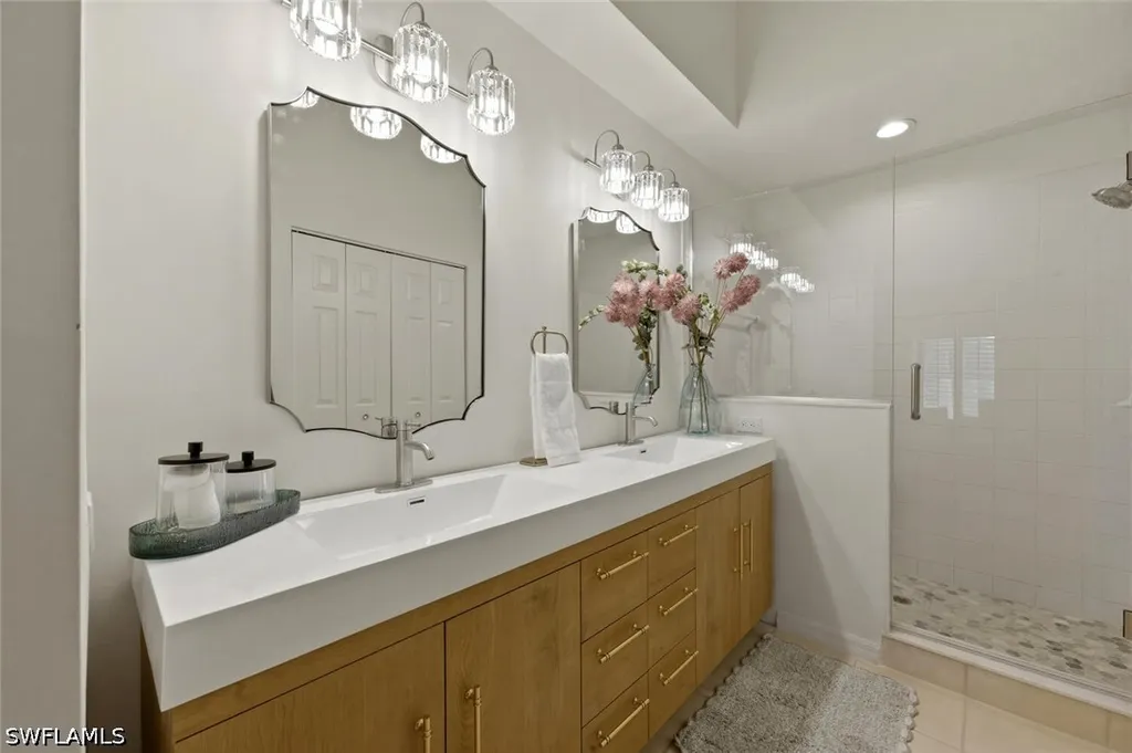 5300 Andover Drive Naples FL 34110