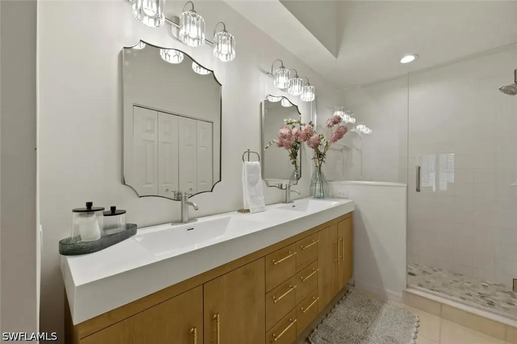 5300 Andover Drive Naples FL 34110