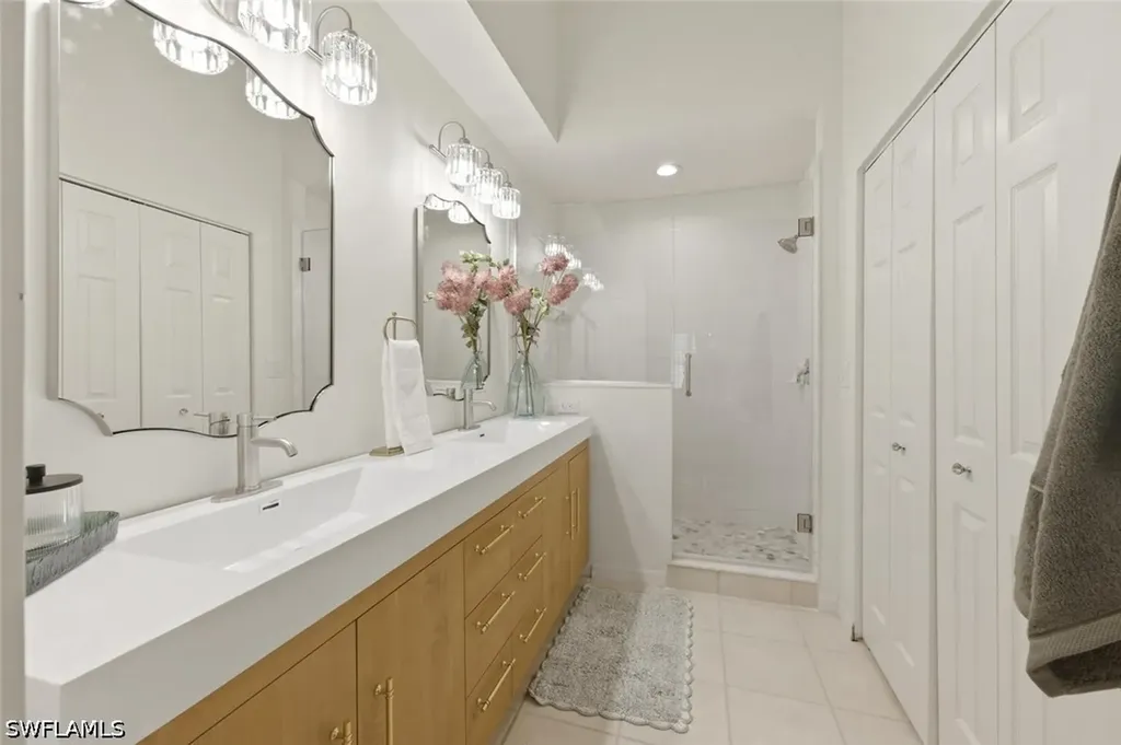 5300 Andover Drive Naples FL 34110