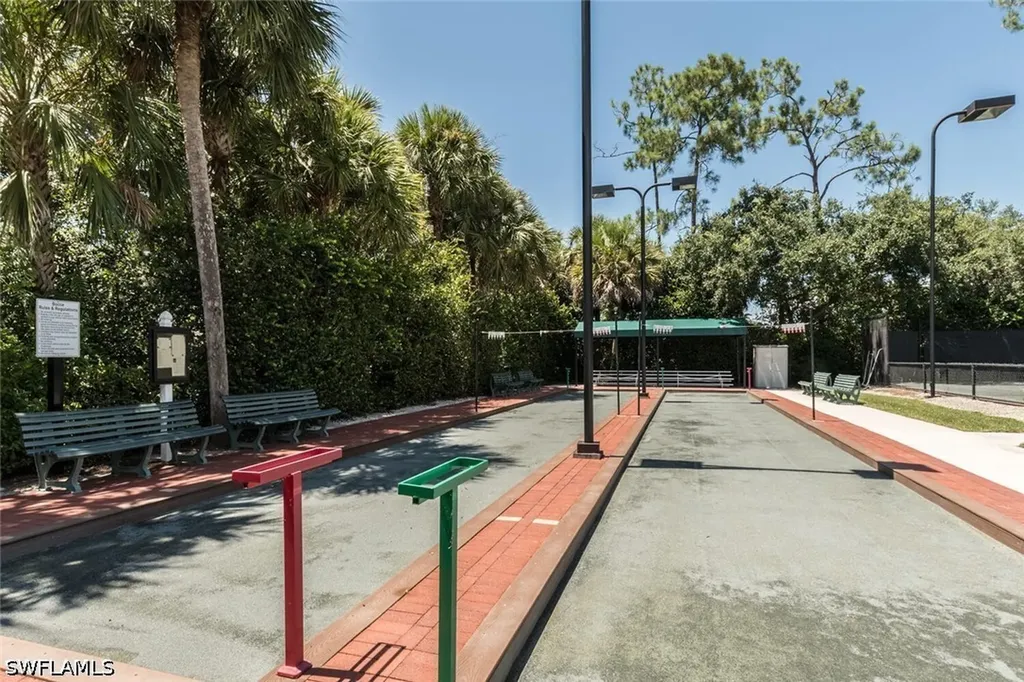 5300 Andover Drive Naples FL 34110