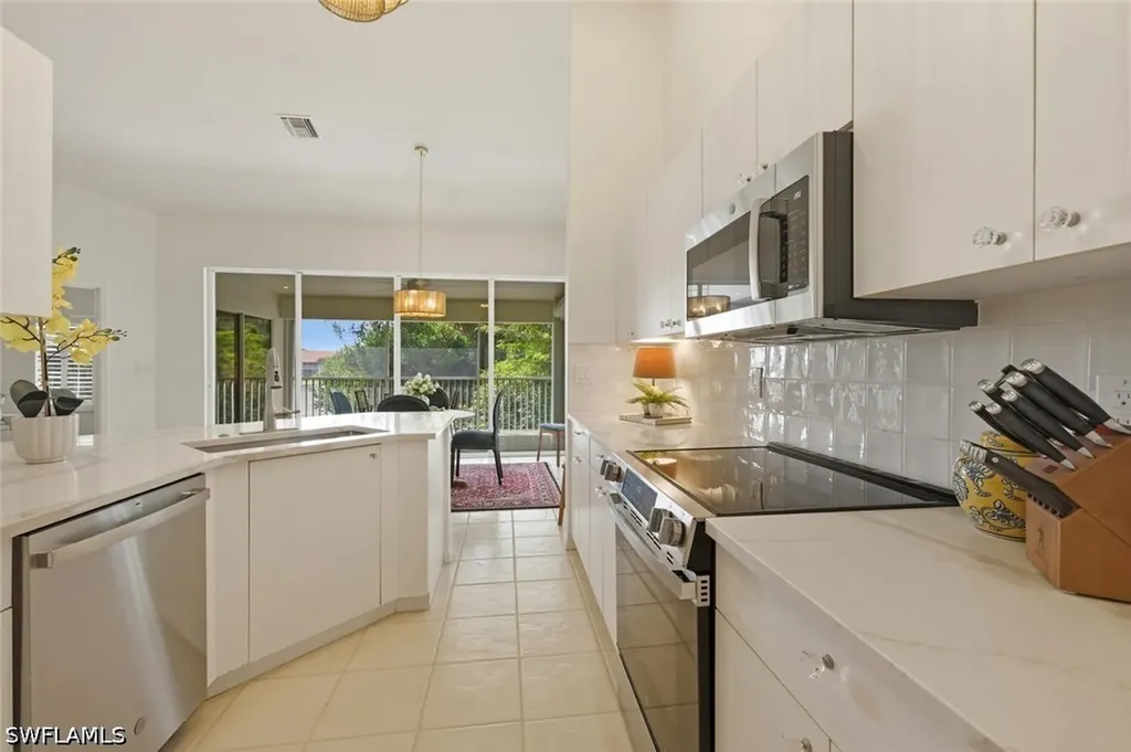 5300 Andover Drive Naples FL 34110