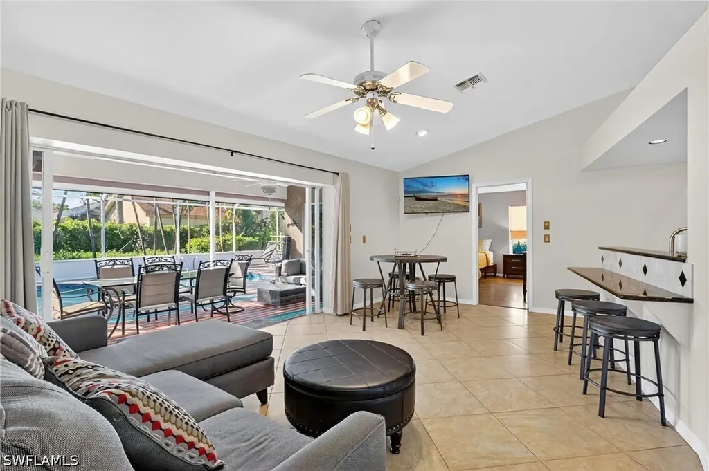 5060 Coldstream Lane Naples FL 34104