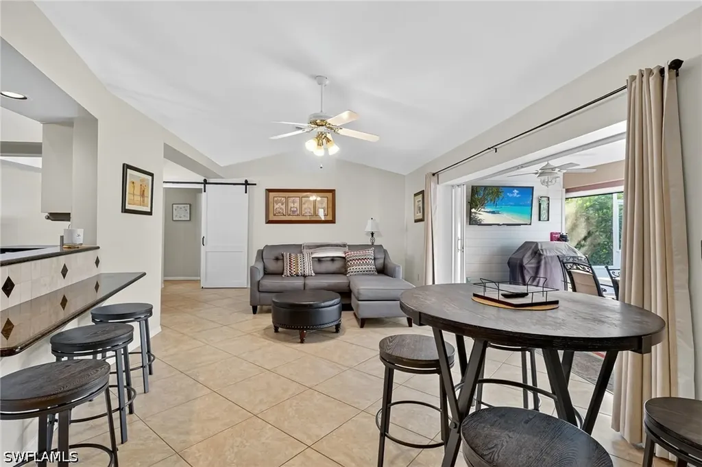 5060 Coldstream Lane Naples FL 34104