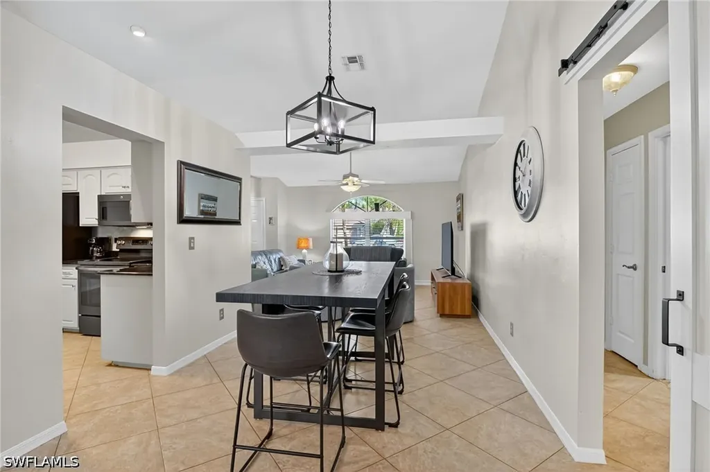 5060 Coldstream Lane Naples FL 34104