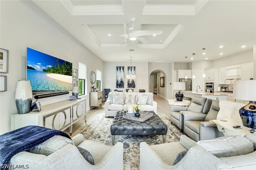 7631 Winding Cypress Drive Naples FL 34114