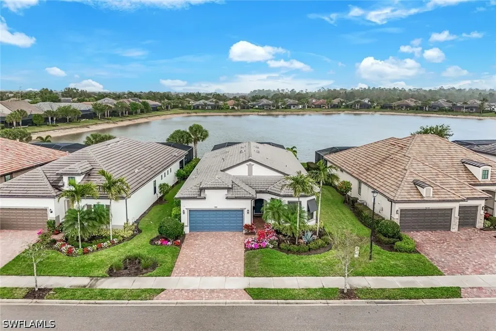 7631 Winding Cypress Drive Naples FL 34114