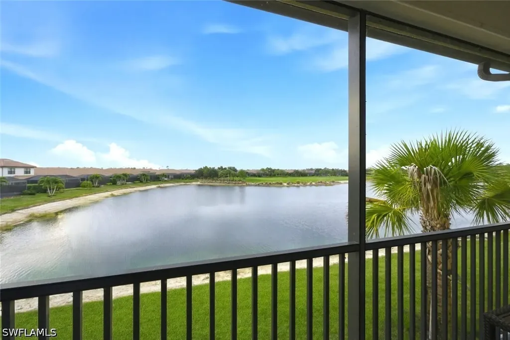 9365 Pocida Court Naples FL 34119