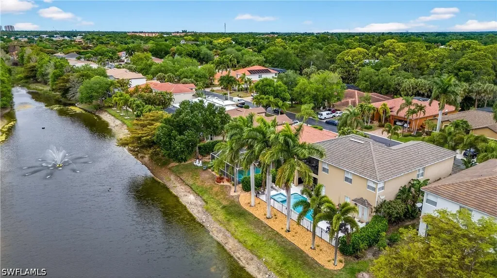 9935 Colonial Walk N Estero FL 33928