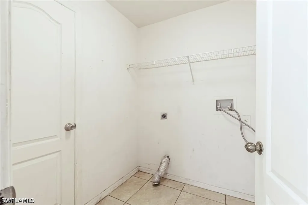 2814 Cerito Avenue N Lehigh Acres FL 33971