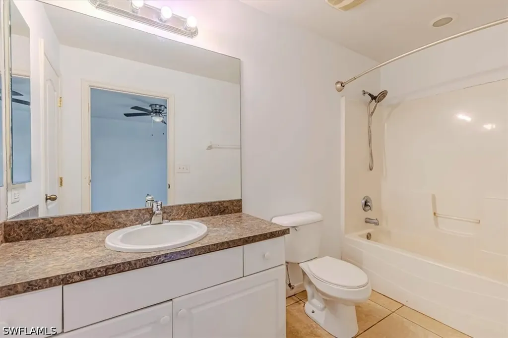 2814 Cerito Avenue N Lehigh Acres FL 33971