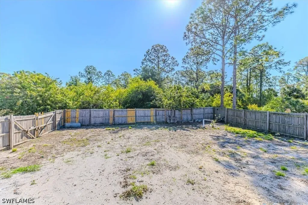 2814 Cerito Avenue N Lehigh Acres FL 33971