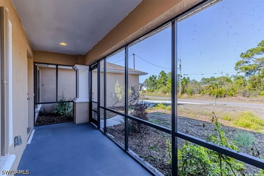2814 Cerito Avenue N Lehigh Acres FL 33971