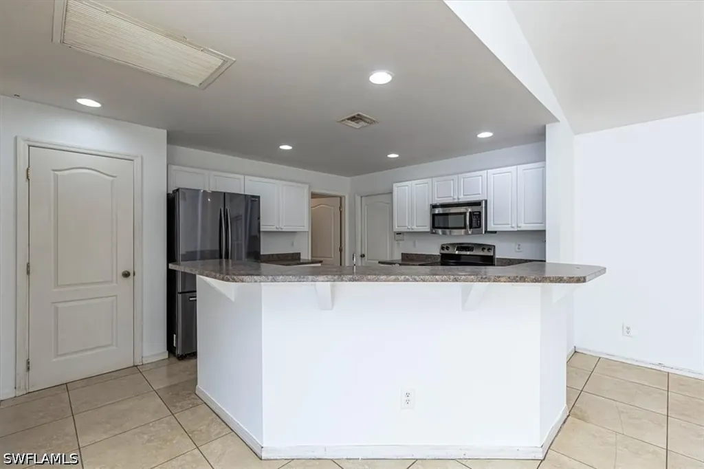 2814 Cerito Avenue N Lehigh Acres FL 33971