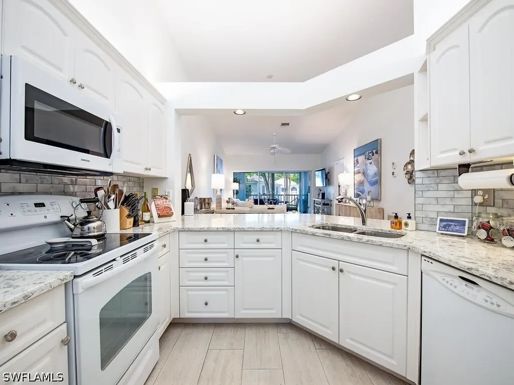 7074 Barrington Circle Naples FL 34108