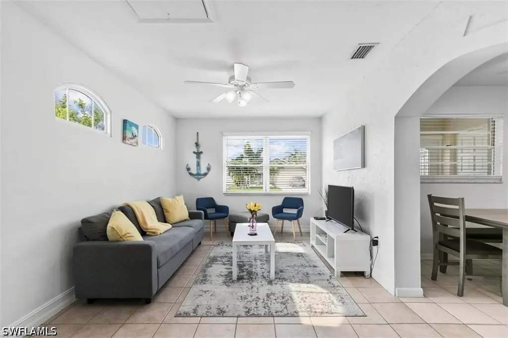 717 95th Avenue N Naples FL 34108