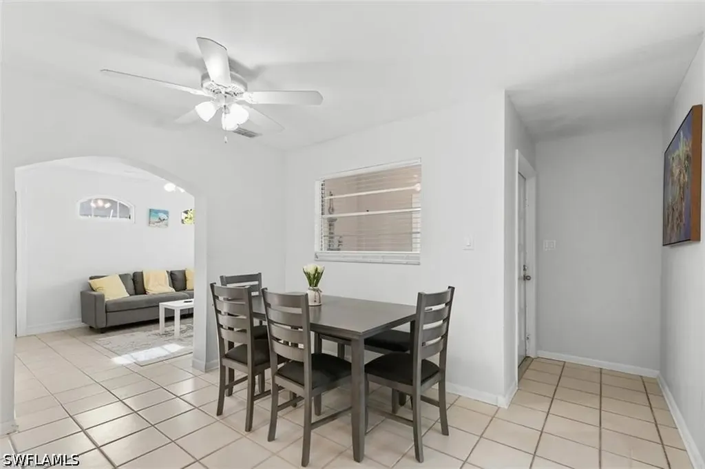 717 95th Avenue N Naples FL 34108