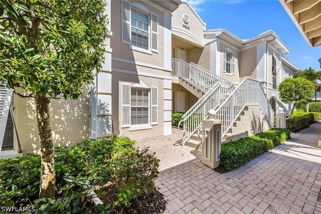1415 Sweetwater Cove Naples FL 34110