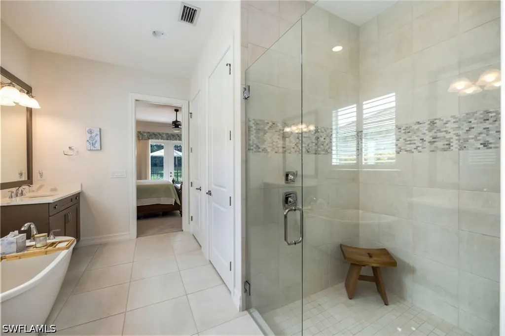 14308 Neptune Avenue Naples FL 34114