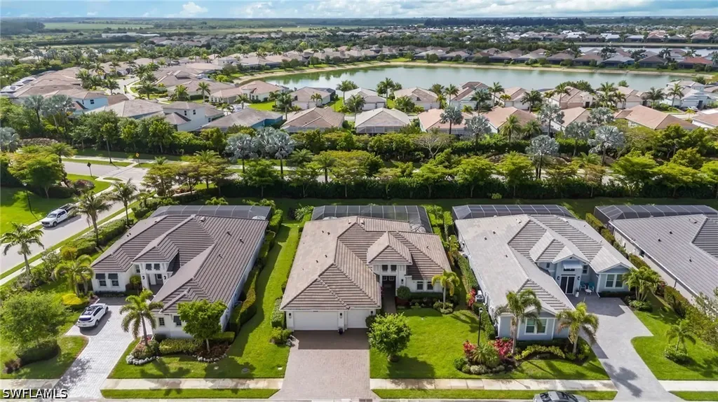 14308 Neptune Avenue Naples FL 34114