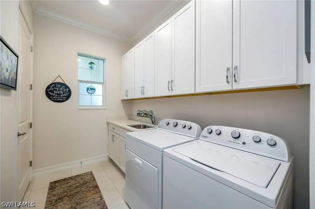 14308 Neptune Avenue Naples FL 34114