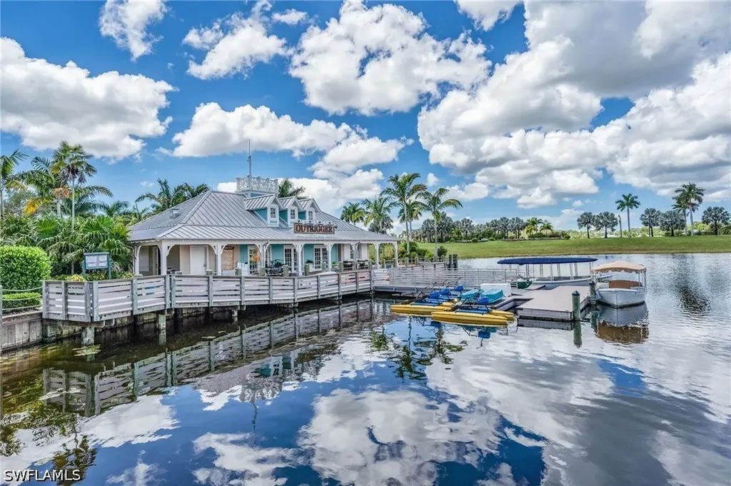 14308 Neptune Avenue Naples FL 34114
