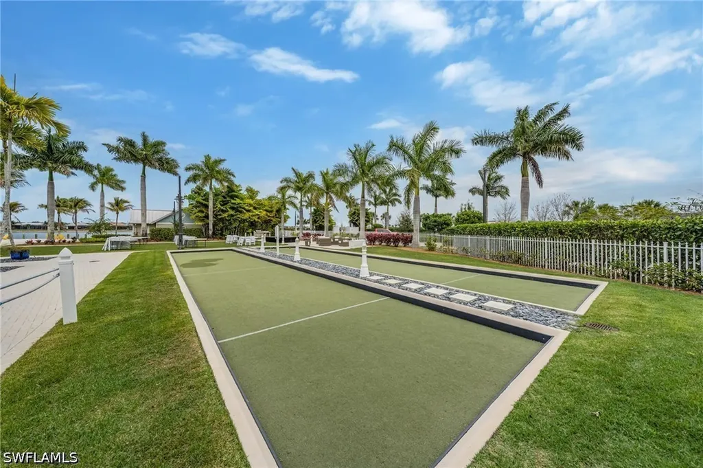 14308 Neptune Avenue Naples FL 34114